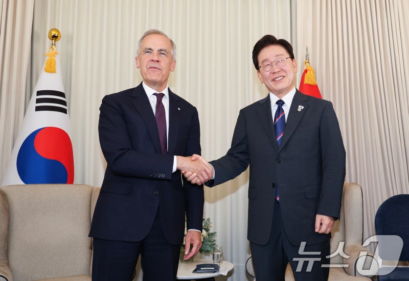 이재명 대통령, 캐나다 잠수함 수주 지원 의지 표명 관련 이미지