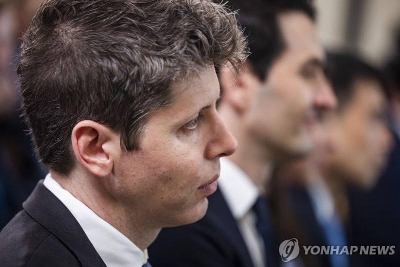 엔비디아, 오픈AI 투자 보류와 협업 행보 변화 관련 이미지