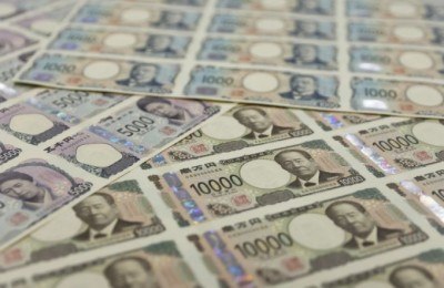 BOJ 금리 인상 기대에 엔화 155엔대 급등 관련 이미지