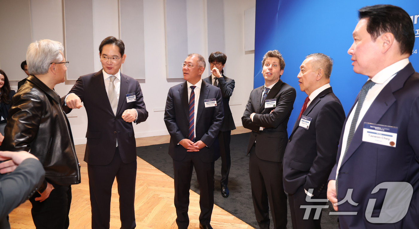 삼전닉스 주가 보려면 이번주 챙길 기업…월가도 ‘돈 버는 AI’를 원한다 [동여의도 위클리] 관련 이미지